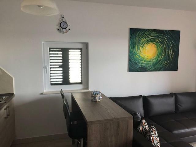 Apartmani Irina Vodice Buitenkant foto