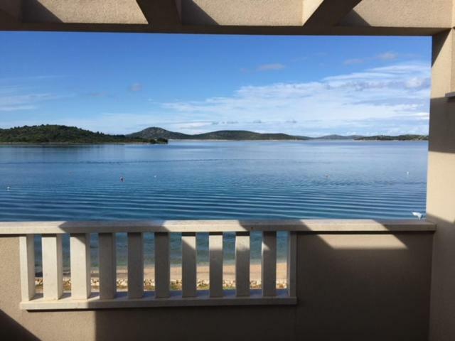 Apartmani Irina Vodice Buitenkant foto